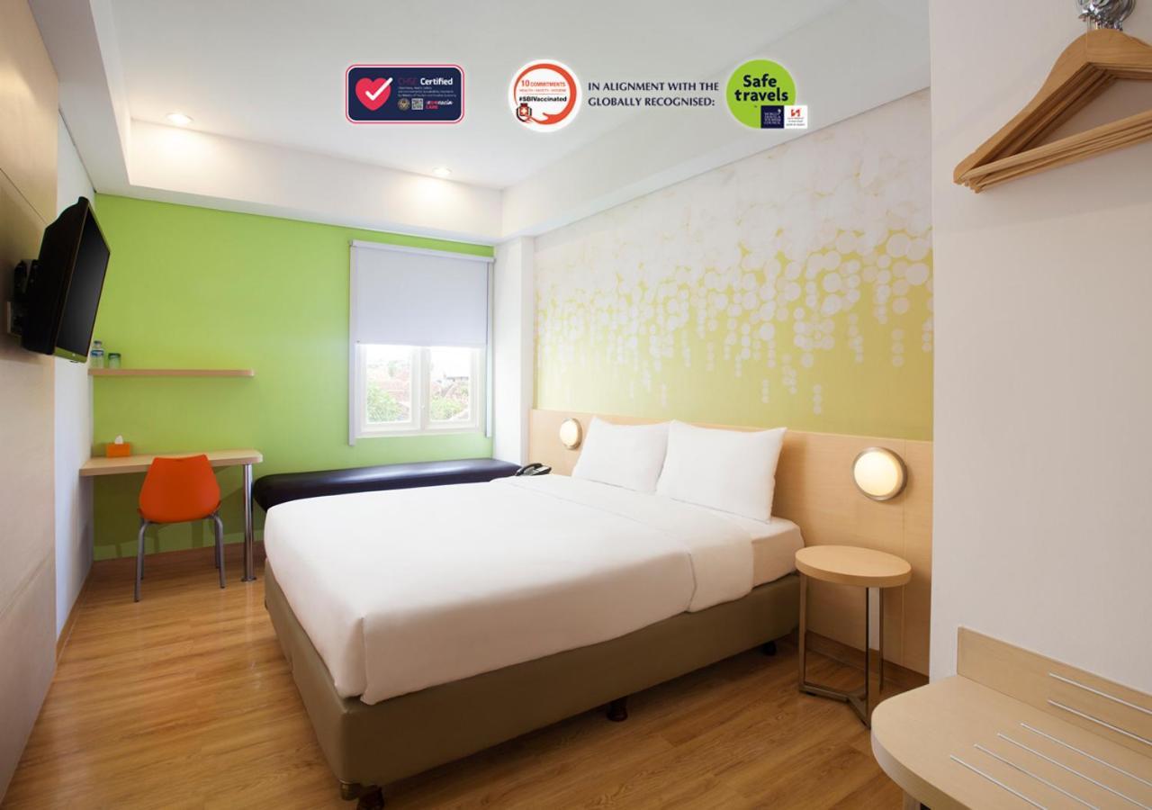 Zest Yogyakarta By Swiss-Belhotel International Exterior foto