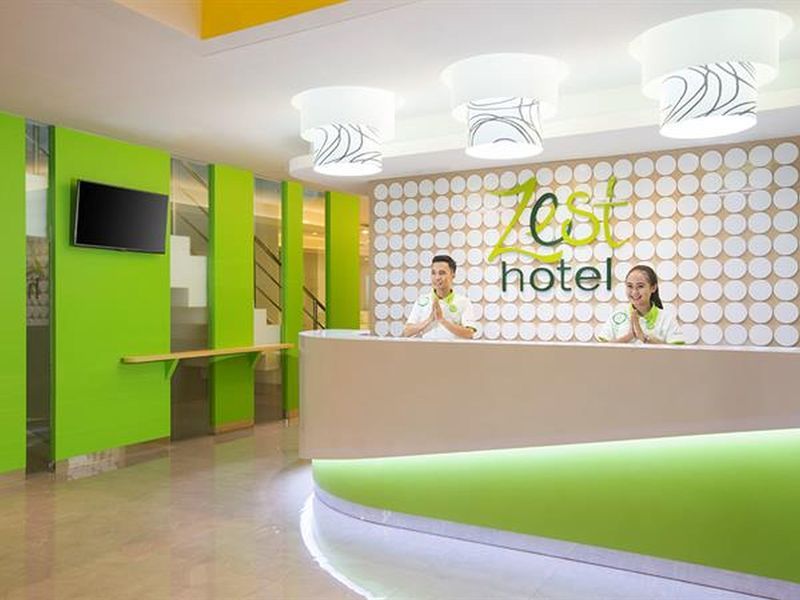 Zest Yogyakarta By Swiss-Belhotel International Exterior foto