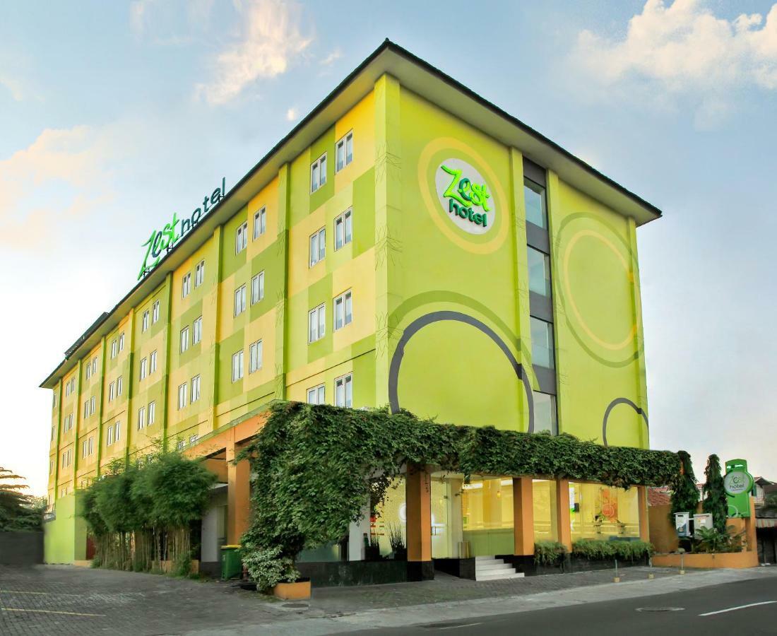 Zest Yogyakarta By Swiss-Belhotel International Exterior foto